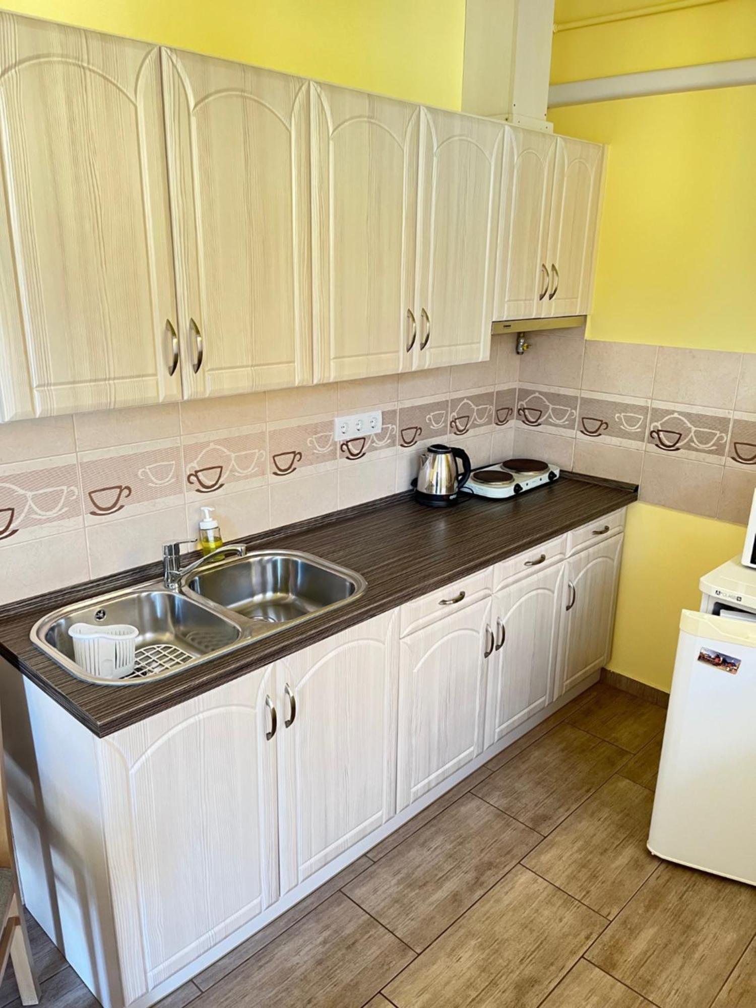 Gesztenye Apartman Makó Exteriér fotografie