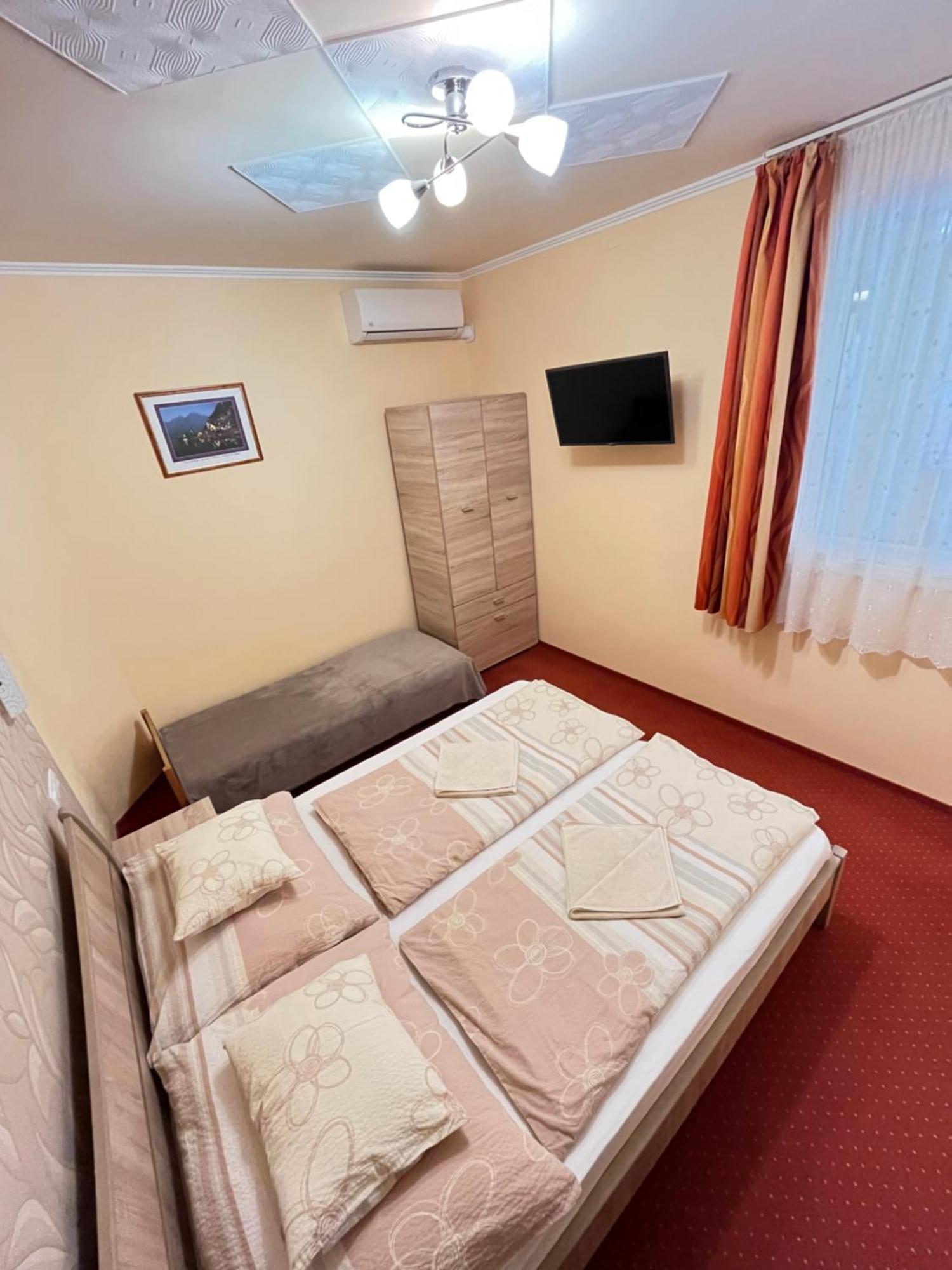 Gesztenye Apartman Makó Exteriér fotografie
