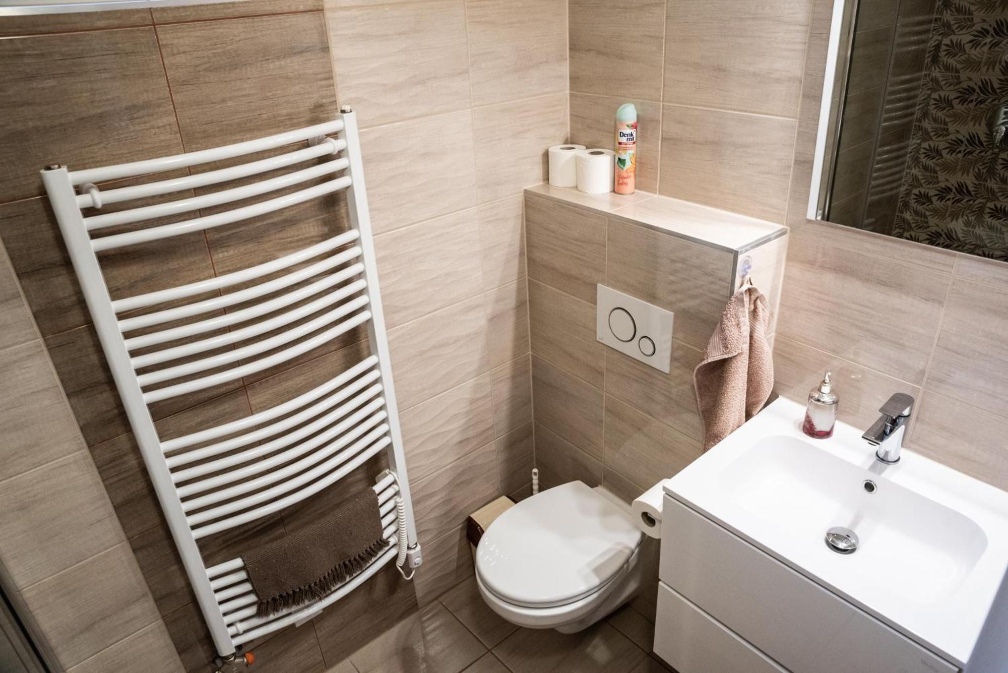 Gesztenye Apartman Makó Exteriér fotografie