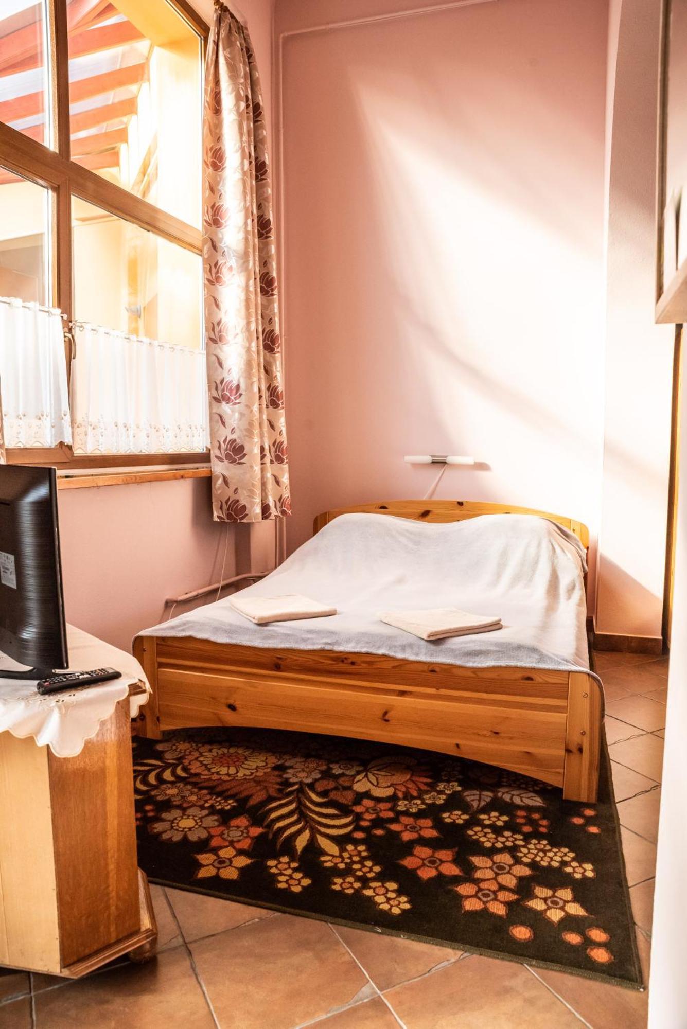 Gesztenye Apartman Makó Exteriér fotografie