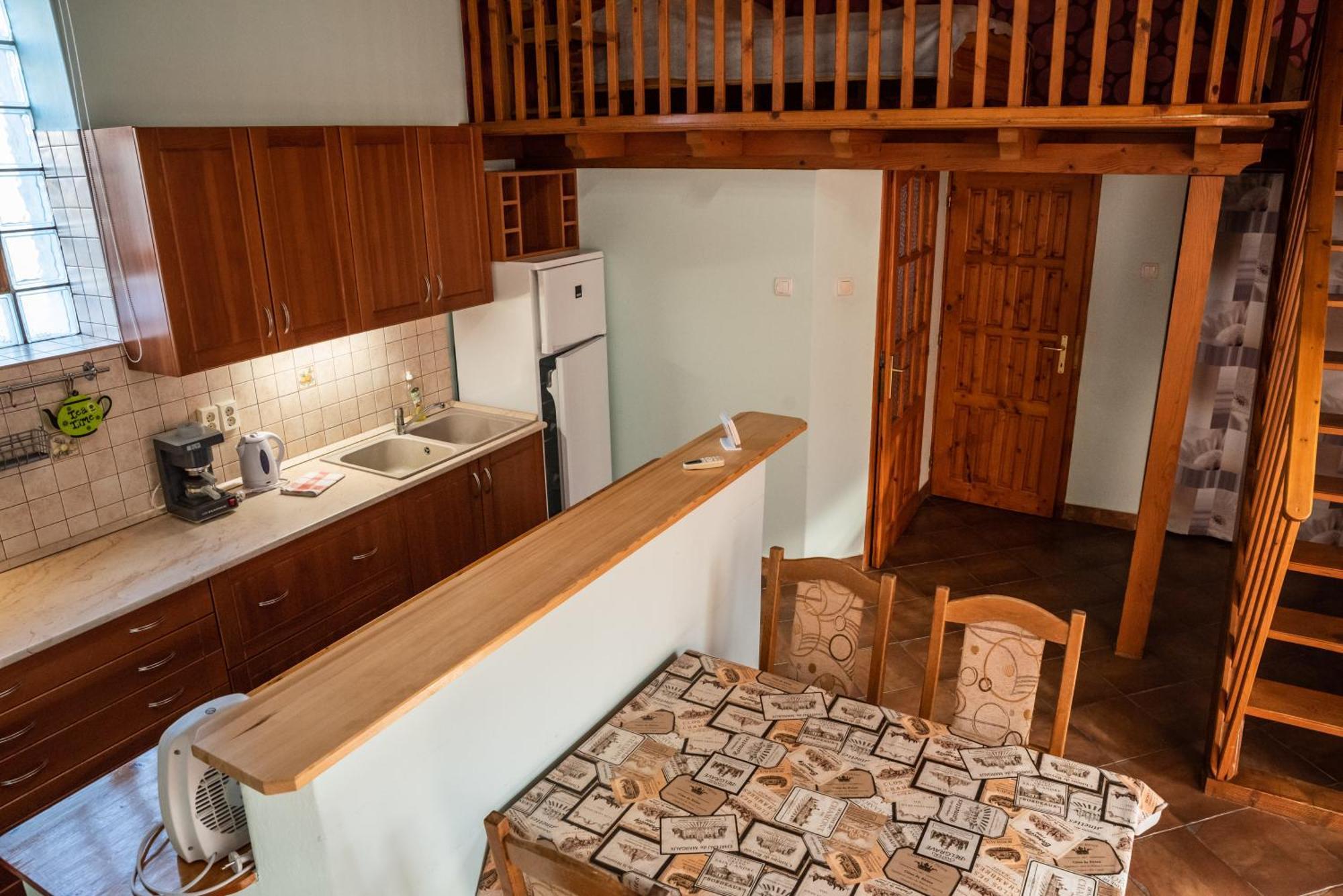 Gesztenye Apartman Makó Exteriér fotografie